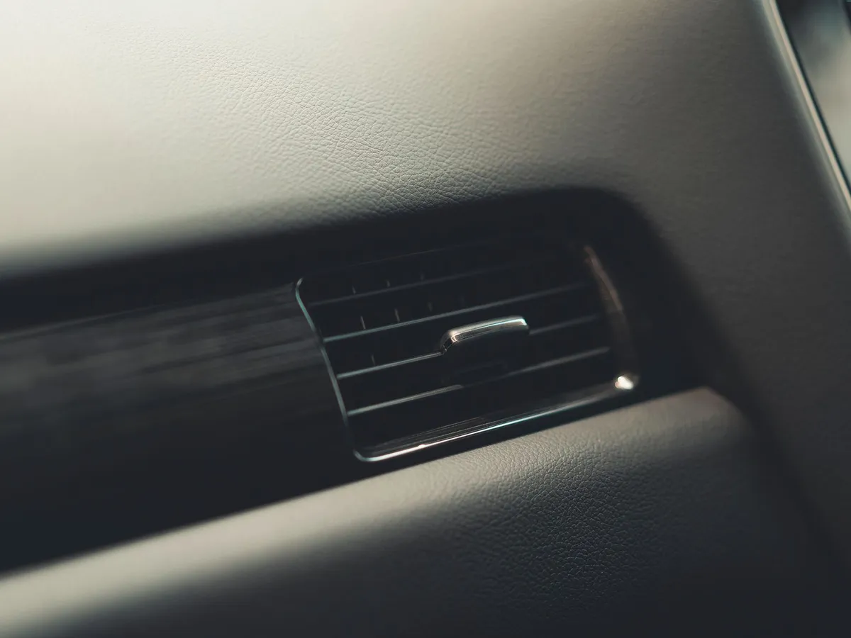 Fuite de climatisation et assainissement sur Citroën C3